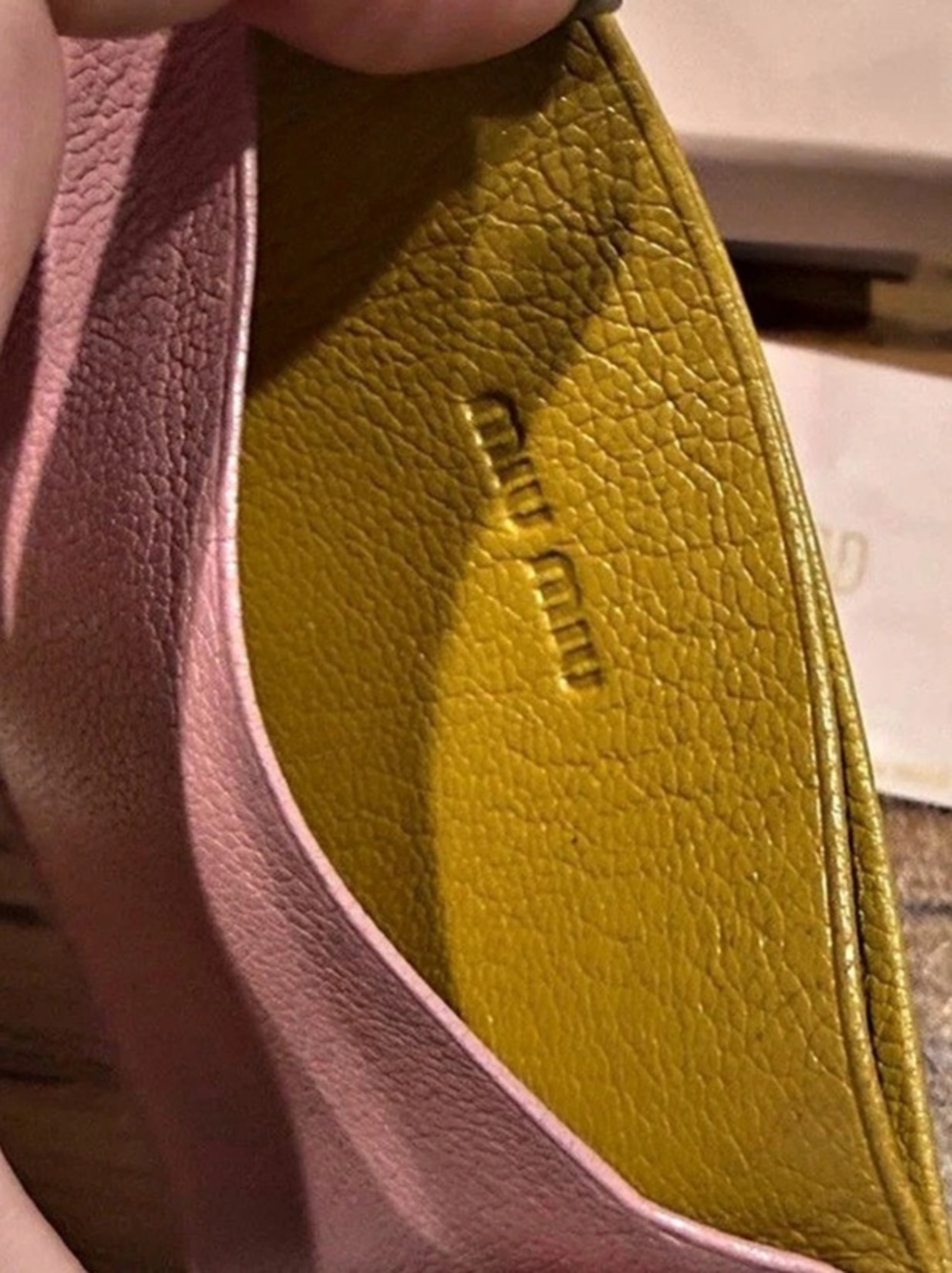 Miu Miu Pink Leather card holder Like New - Picture 6 of 9